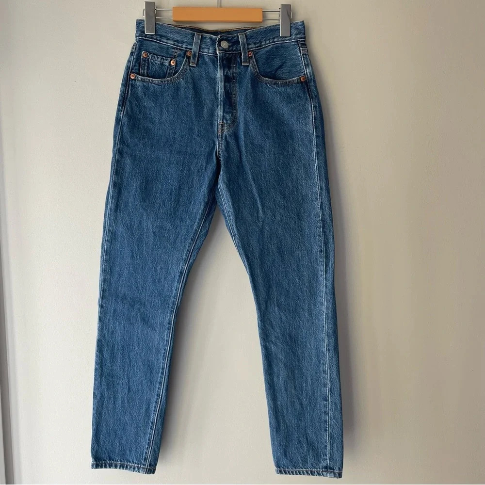 SOLD LEVIβS 501 Jeans Womenβs High Rise Denim Size 25 - Picture 2 of 4